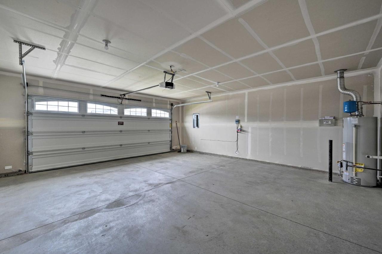 Modern Caldwell House With Yard And Furnished Patio! 빌라 외부 사진